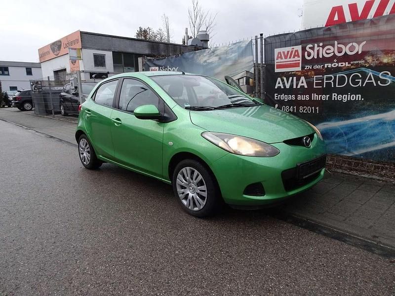 Gebraucht Mazda 2 86 PS (63 kW) 2009 Spirited green Kleinwagen