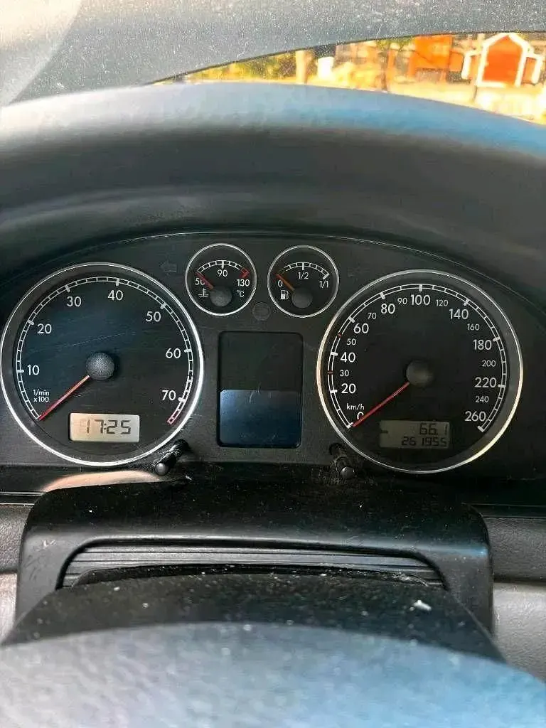 Gebraucht VW Passat 130 PS (95 kW) 2005 Schwarz Kombi