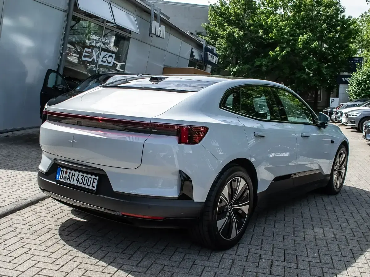Gebraucht Polestar 4 200 kW (272 PS) 2025 Silber SUV