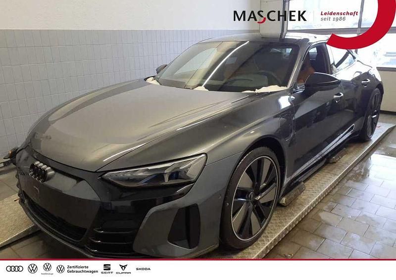 Gebraucht Audi e-tron GT quattro Ambiente 350 kW (476 PS) 2023 Daytonagrau perleffekt Limousine