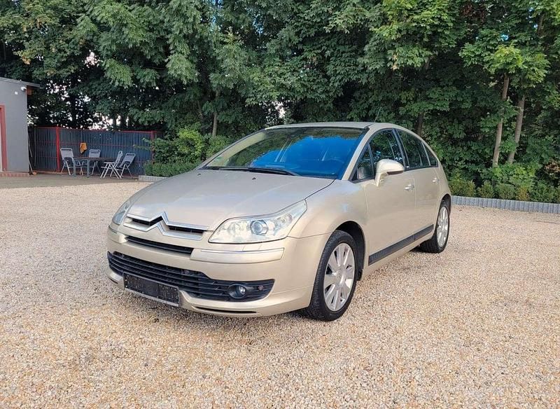 Lack sable de langrune/metalli Gebraucht 2005 Citroën C4 Exclusive Limousine | 2.480 € (Fairer Preis) - Bild 1/4