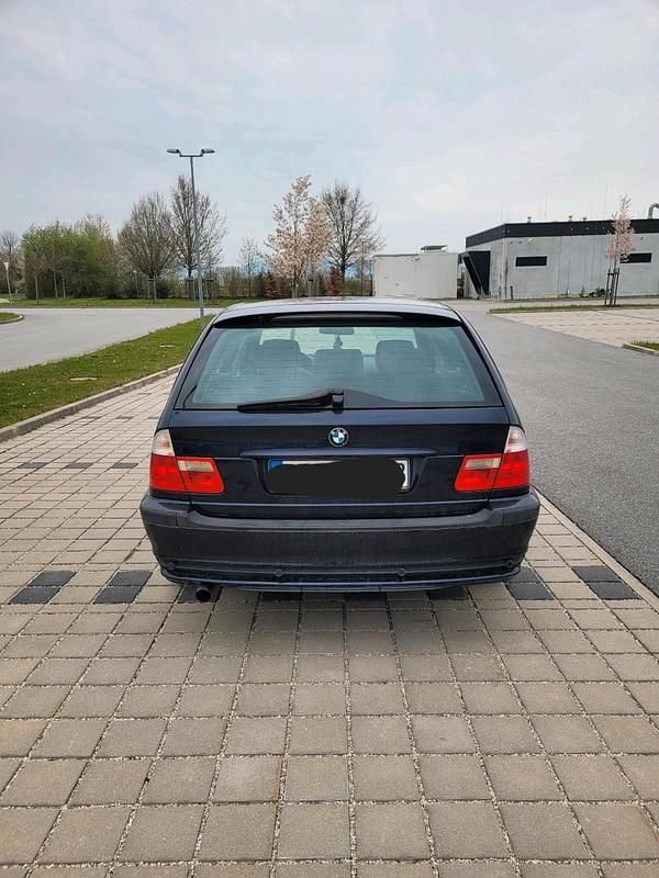 Gebraucht BMW 318 143 PS (105 kW) 2005 Kombi