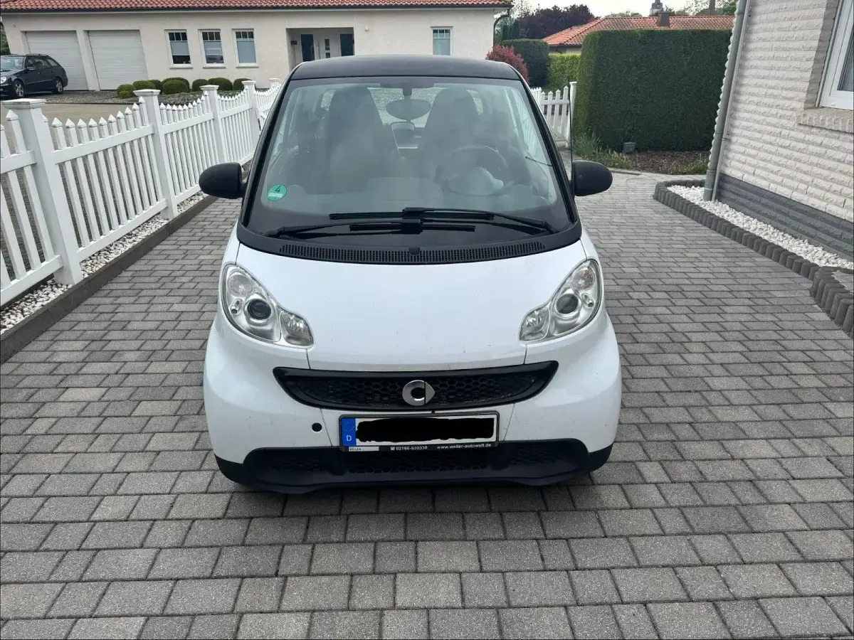 Gebraucht Smart ForTwo Coupé 72 PS (52 kW) 2012 Weiß Coupé
