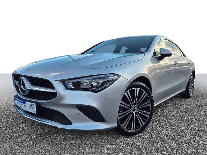 Silber Gebraucht 2023 Mercedes CLA180 Business Limousine | 29.990 € (Fairer Preis) - Bild 1/4