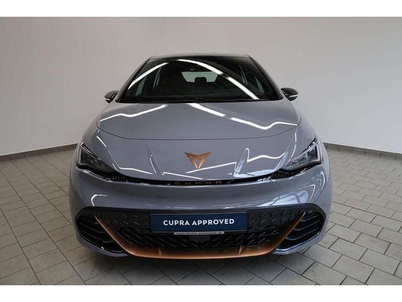 Usata Cupra Born 150 kW (204 CV) 2024 Grigio Utilitaria