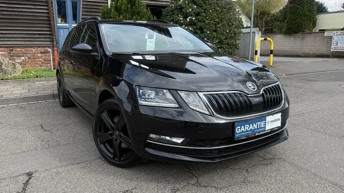 Gebraucht Skoda Octavia Style 179 PS (131 kW) 2018 Schwarz Kombi