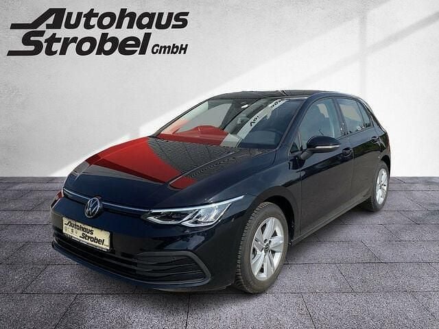 Second-hand VW Golf VIII Basis 90 CP (66 kW) 2021 Negru Berlinǎ