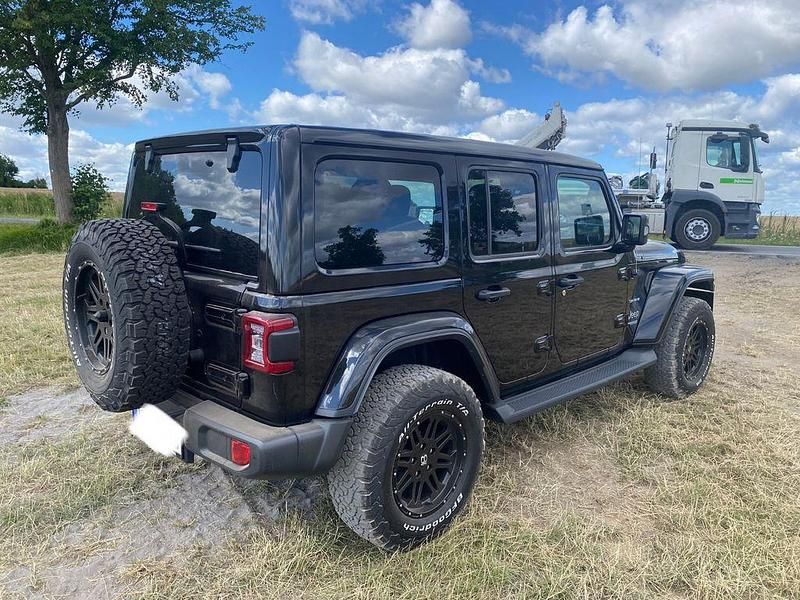 Schwarz Gebraucht 2020 Jeep Wrangler Sahara SUV | 37.500 € (Superpreis) - Bild 1/4