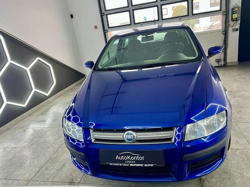 Gebraucht Fiat Stilo Dynamic 105 PS (77 kW) 2006 Blau Coupé