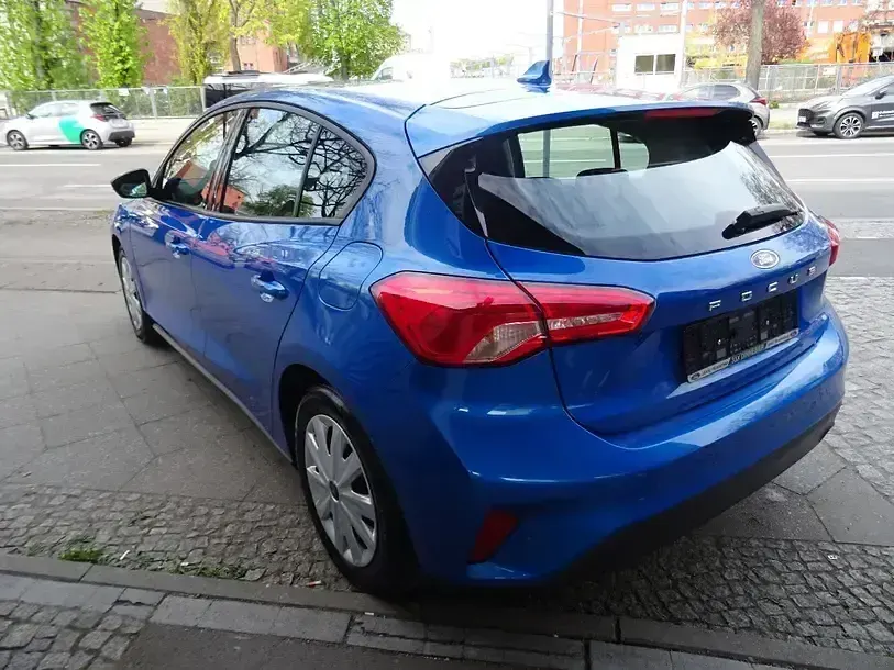 Gebraucht Ford Focus Trend 86 PS (63 kW) 2019 Blau (metallic) Limousine