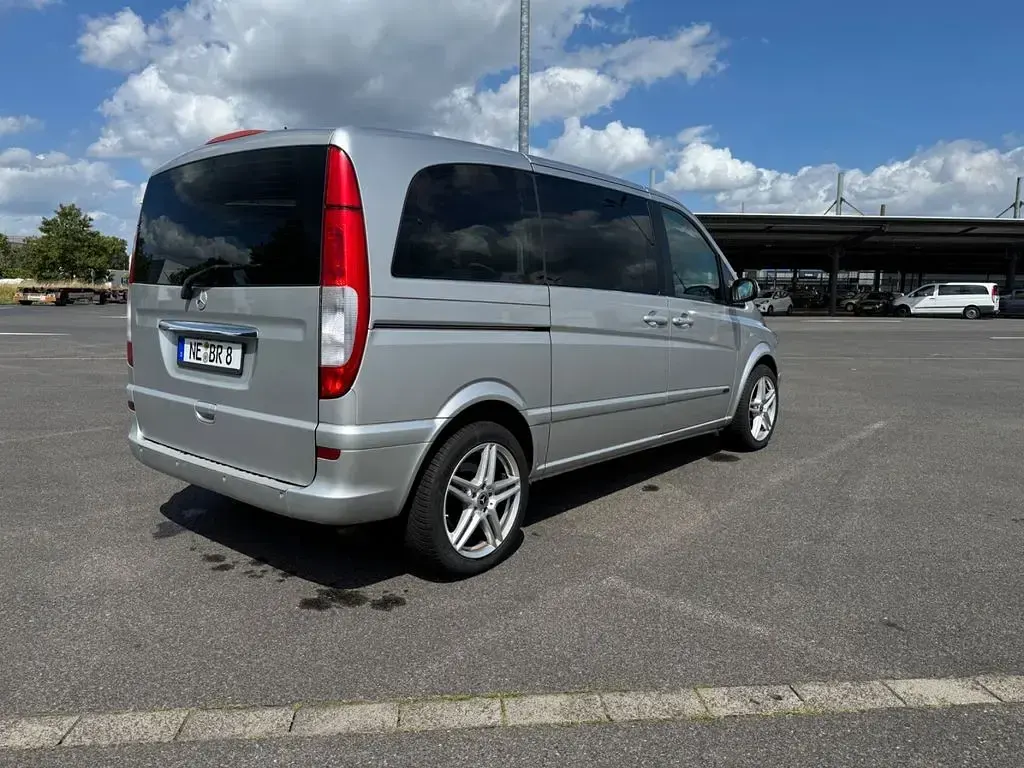 Gebraucht Mercedes Viano 150 PS (110 kW) 2006 Silber Van / Kleinbus