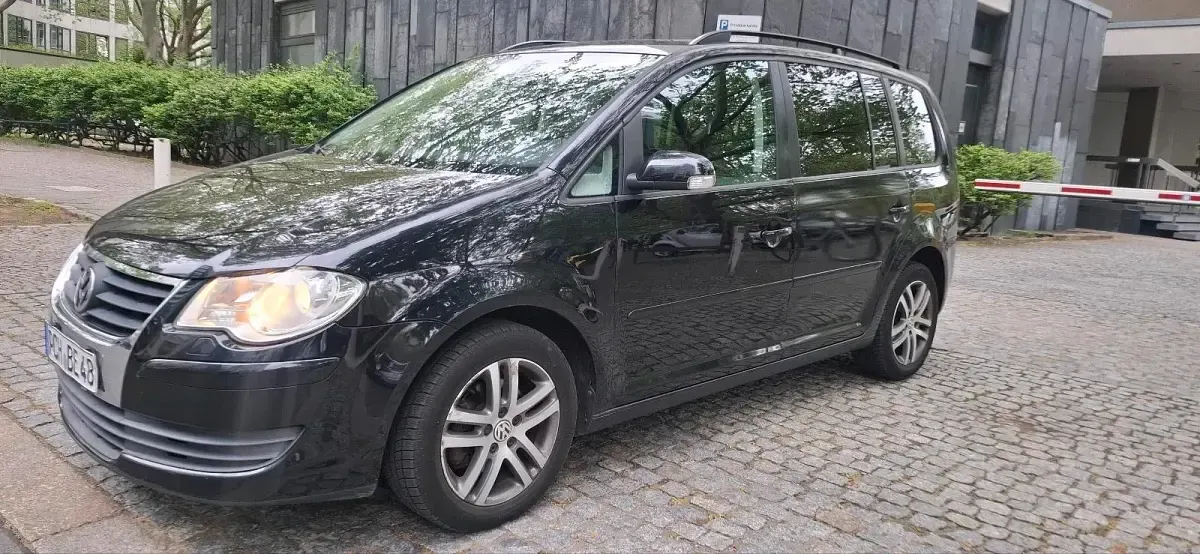 Gebraucht VW Touran 140 PS (102 kW) 2007 Schwarz Van / Kleinbus