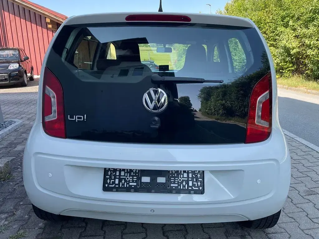 Gebraucht VW up! CLUB 60 PS (44 kW) 2017 Weiß Kleinwagen