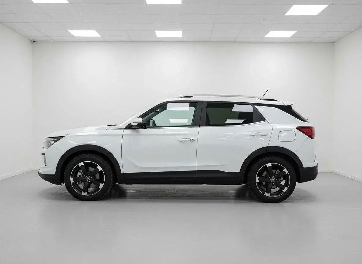 Gebraucht SsangYong Korando 136 PS (100 kW) 2022 Weiß SUV