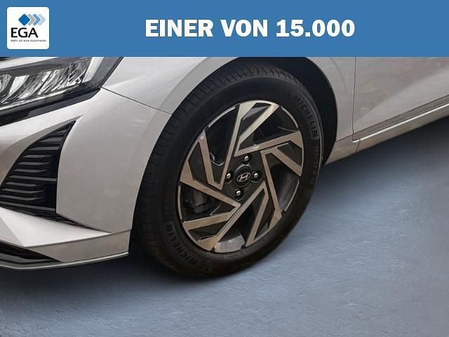 Gebraucht Hyundai i20 Advanced 101 PS (74 kW) 2024 Metallic Kleinwagen