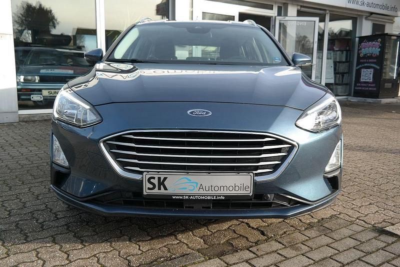 Usata Ford Focus Cool & Connect 120 CV (88 kW) 2021 Blu Berlina