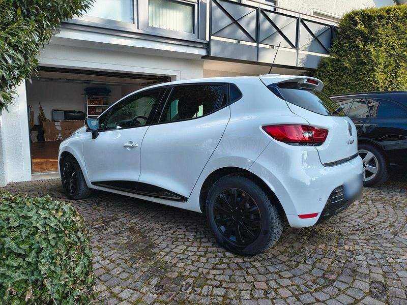Gebraucht Renault Clio IV Collection 76 PS (55 kW) 2019 Weiß Kleinwagen