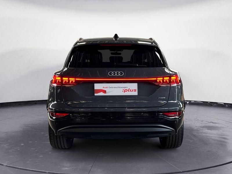 Gebraucht Audi Q6 e-tron Ambiente 284 kW (387 PS) 2025 Grau SUV
