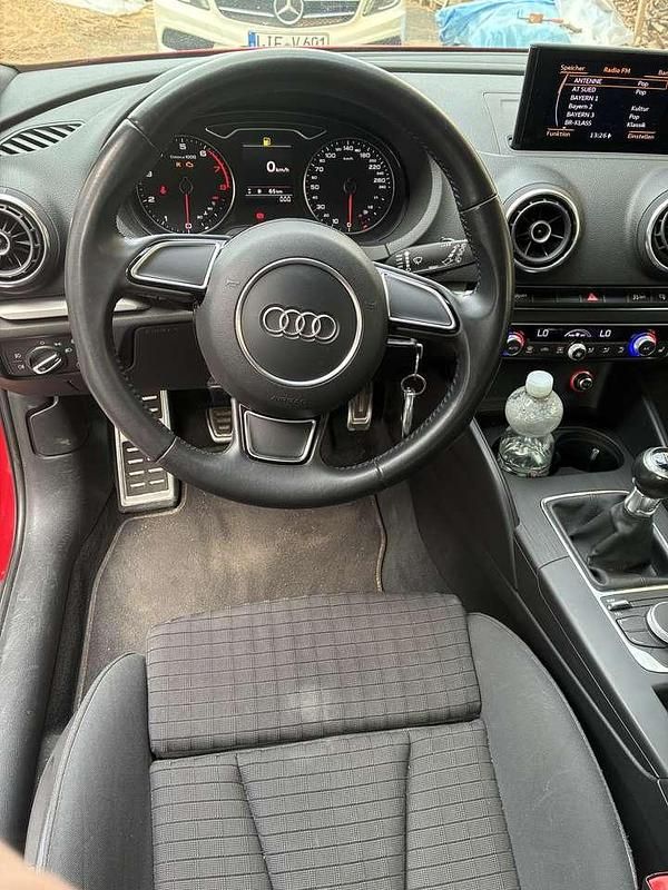 Gebraucht Audi A3 Ambition 150 PS (110 kW) 2014 Rot Kleinwagen