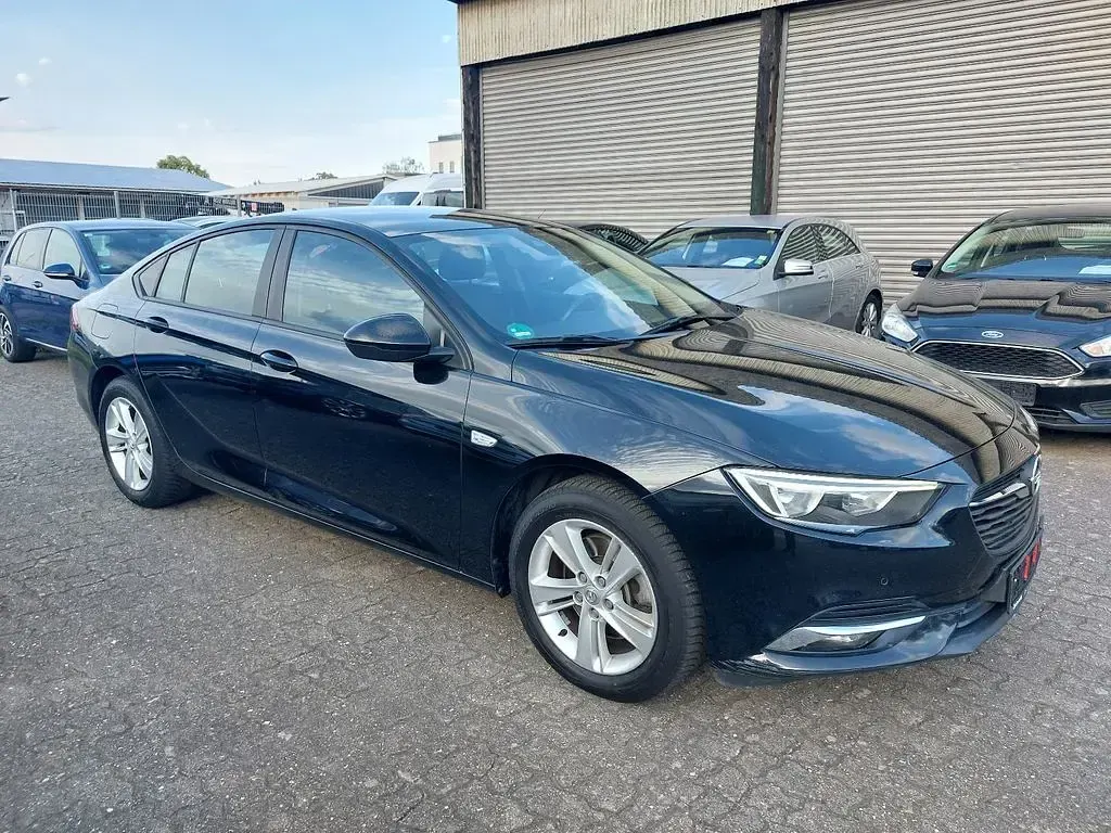 Gebraucht Opel Insignia Business Edition 170 PS (125 kW) 2018 Schwarz Limousine