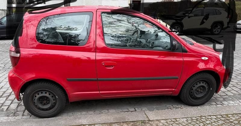Gebraucht Toyota Yaris 70 PS (51 kW) 2000 Rot Kleinwagen