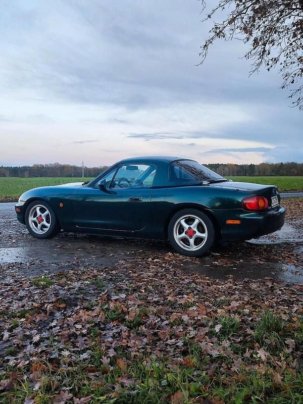 Grün Gebraucht 1998 Mazda MX5 Cabrio | 3.500 € (Superpreis) - Bild 1/4