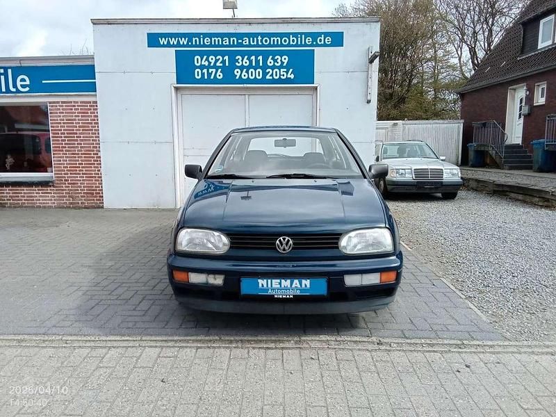 Second-hand VW Golf 75 CP (55 kW) 1996 Albastru Coupe