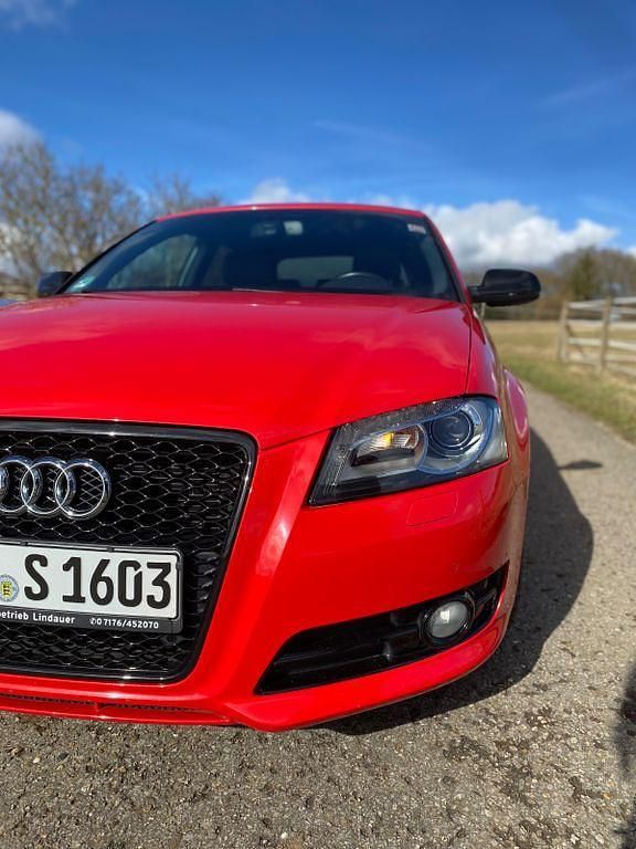 Gebraucht Audi A3 S-Line 140 PS (102 kW) 2011 Rot Kleinwagen