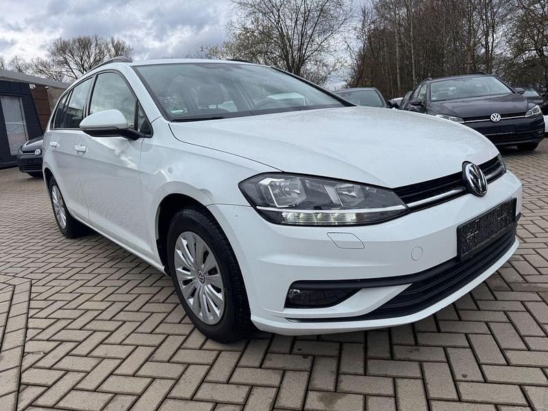 Gebraucht VW Golf VII 116 PS (85 kW) 2019 Weiß Kombi