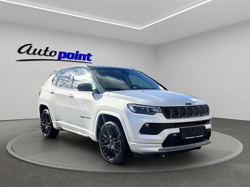 Usata Jeep Compass 241 CV (177 kW) 2022 Argento SUV