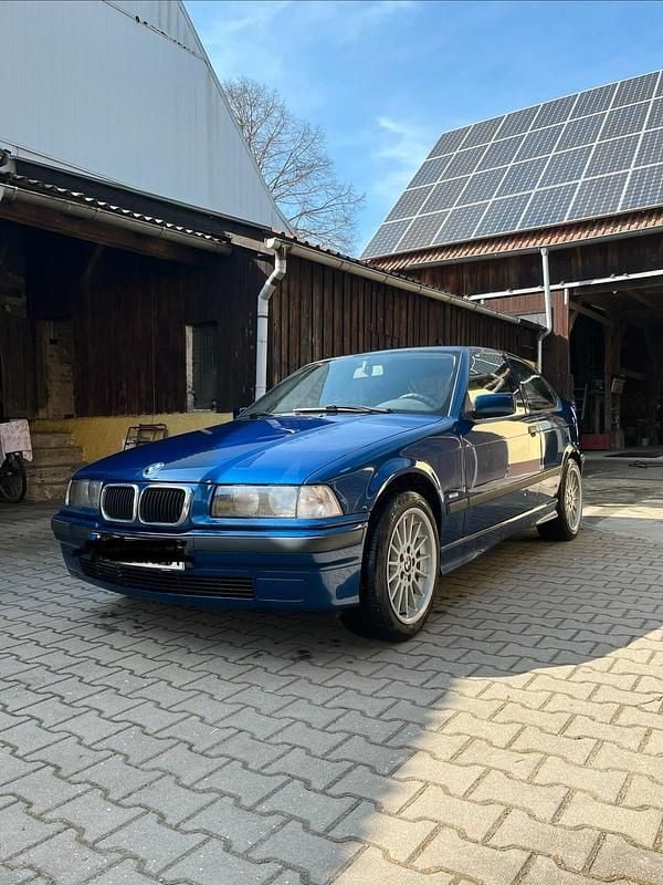 Gebraucht BMW 316 105 PS (77 kW) 2000 Blau Coupé