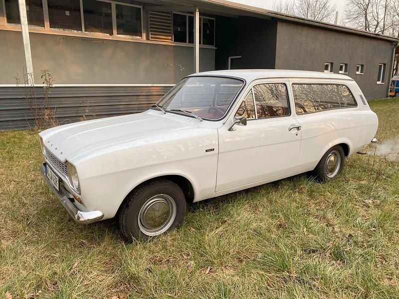 Weiß Gebraucht 1973 Ford Escort Kombi | 13.500 € - Bild 1/4