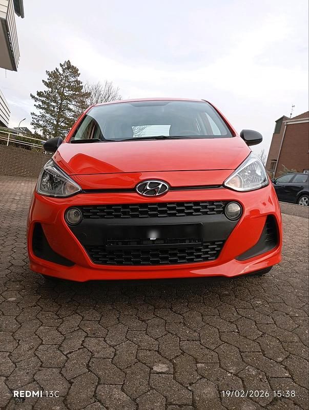 Gebraucht Hyundai i10 67 PS (49 kW) 2019 Rot Kleinwagen