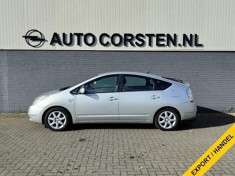 Gebraucht Toyota Prius 111 PS (81 kW) 2006 Grau Kleinwagen