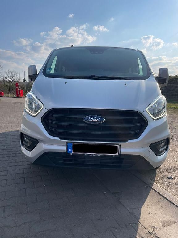 Gebraucht Ford Transit Custom 131 PS (96 kW) 2022 Silber Van / Kleinbus