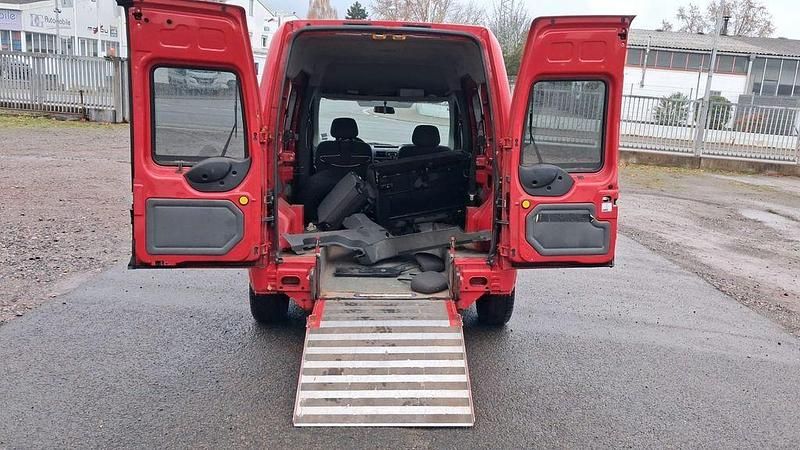 Gebraucht Ford Tourneo Connect 90 PS (66 kW) 2004 Rot Van / Kleinbus