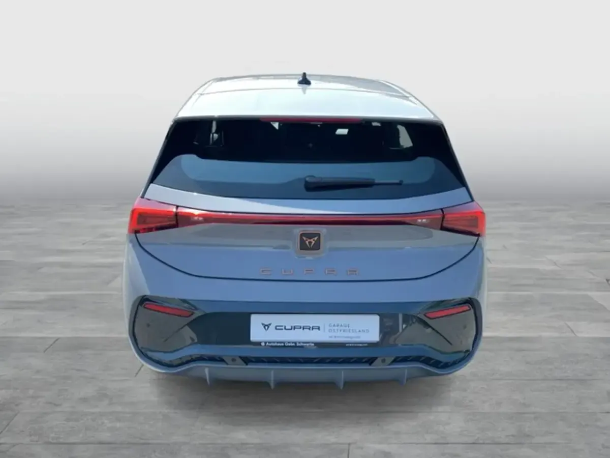 Gebraucht Cupra Born 150 kW (204 PS) 2024 Grau Kleinwagen