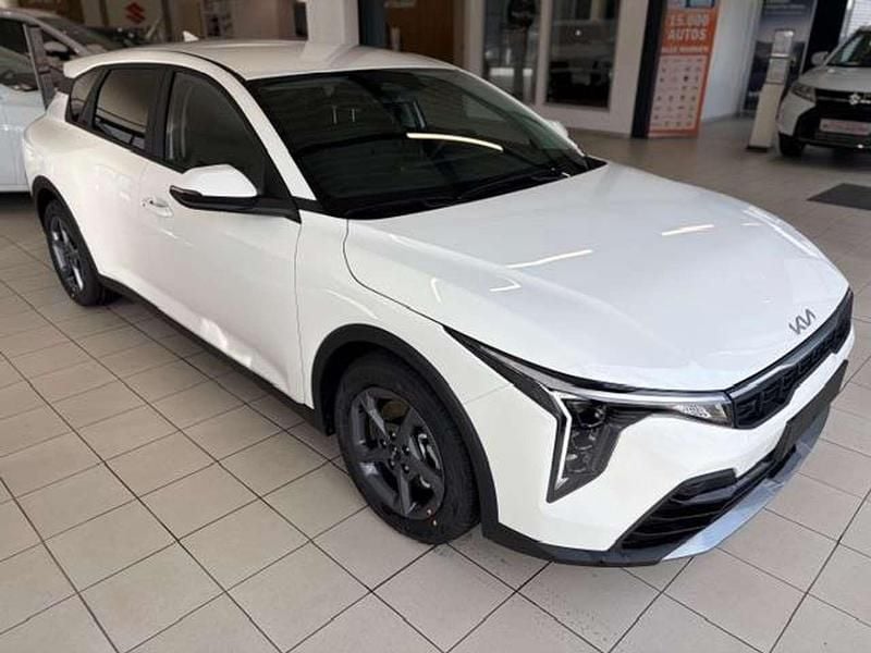 Neu Kia K4 Vision 114 PS (83 kW) 2026 Weiß Limousine