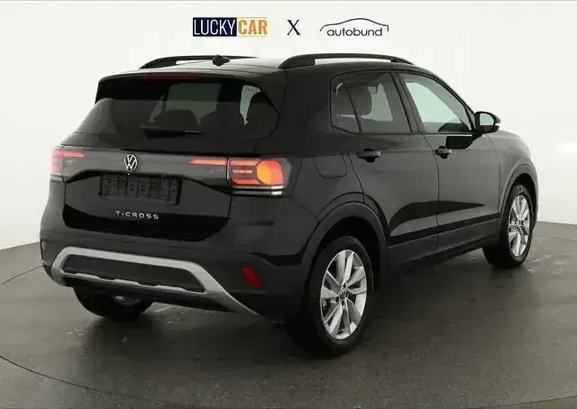 Neu VW T-Cross Life 116 PS (85 kW) 2025 Deep black perleffekt SUV