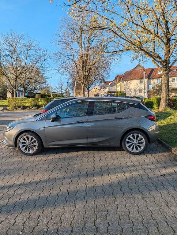 Gebraucht Opel Astra Innovation 150 PS (110 kW) 2017 Grau Limousine