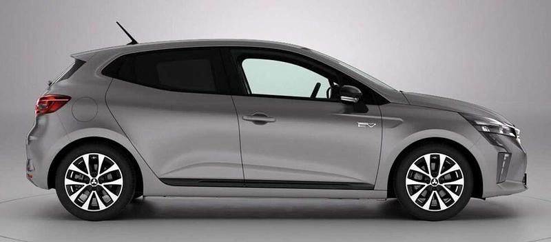 Gebraucht Mitsubishi Colt Plus 143 PS (105 kW) 2025 Achat grau + onix schwarz Kleinwagen