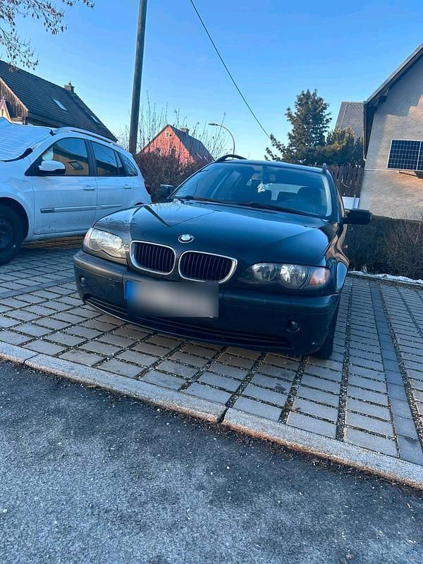 Gebraucht BMW 318 143 PS (105 kW) 2004 Schwarz Kombi