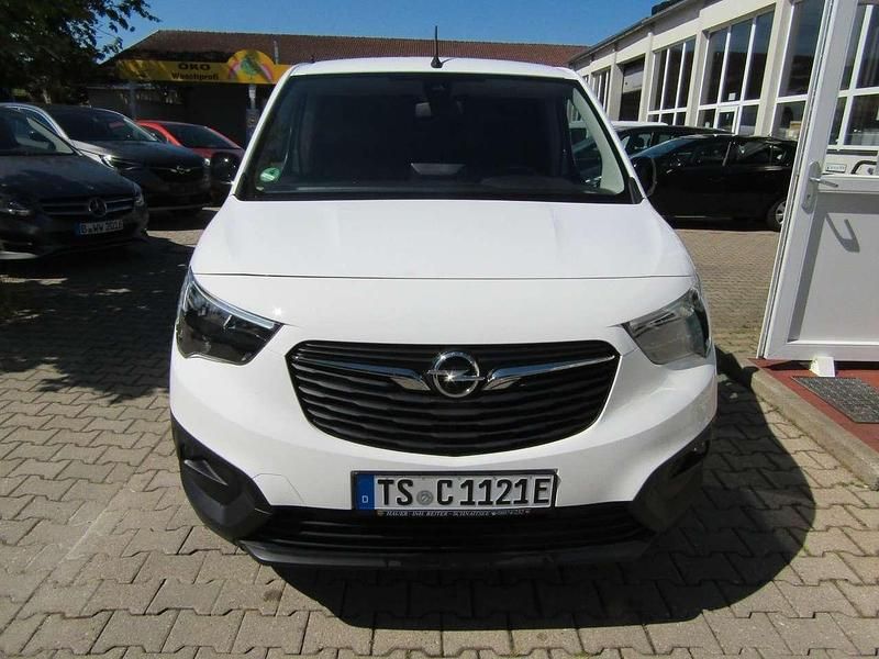 Gebraucht Opel Combo-e Life XL Edition 100 kW (136 PS) 2021 Jade weiss/arktis weiss Limousine