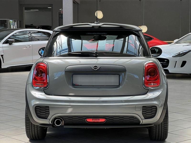 Gebraucht Mini John Cooper Works 102 PS (75 kW) 2018 Grau metallic Kleinwagen