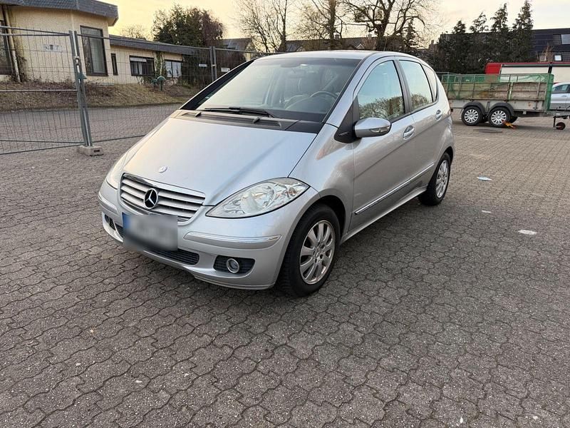 Gebraucht Mercedes A150 Elegance 95 PS (69 kW) 2005 Silber Kleinwagen
