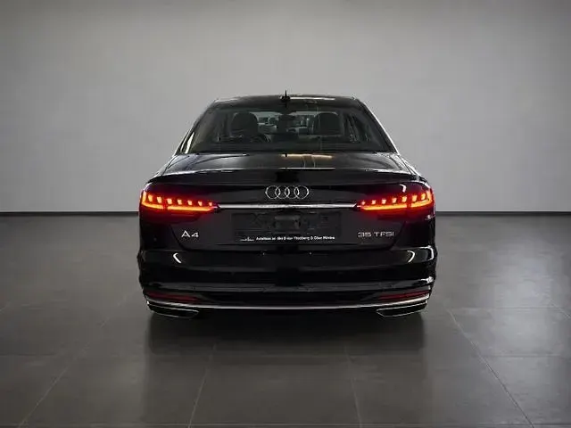 Gebraucht Audi A4 Advanced 150 PS (110 kW) 2023 Schwarz Limousine