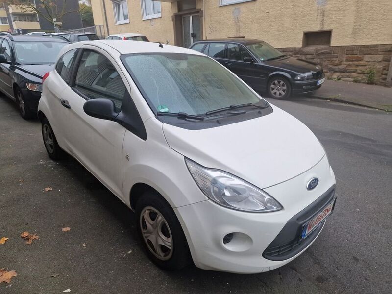 Weiß Gebraucht 2012 Ford Ka Ambiente Kleinwagen | 2.290 € (Fairer Preis) - Bild 1/4