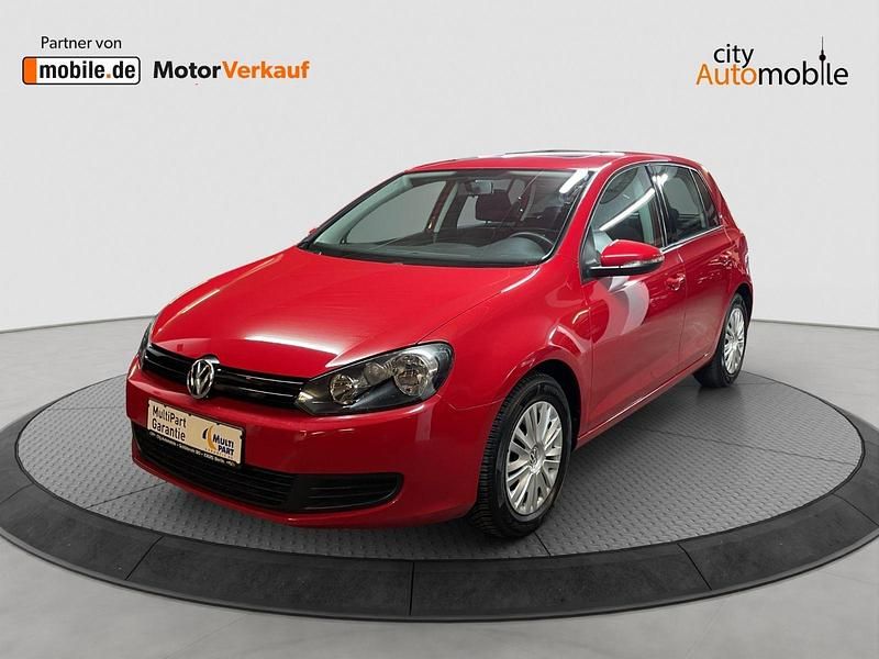Rot Gebraucht 2009 VW Golf VI Trendline Kleinwagen | 8.480 € (Fairer Preis) - Bild 1/4