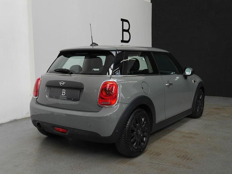Gebraucht Mini ONE 102 PS (75 kW) 2019 Grau Kleinwagen