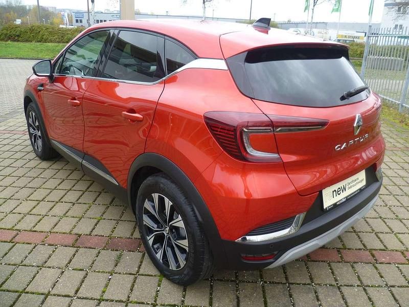 Gebraucht Renault Captur Techno 140 PS (102 kW) 2024 Dezirrot SUV